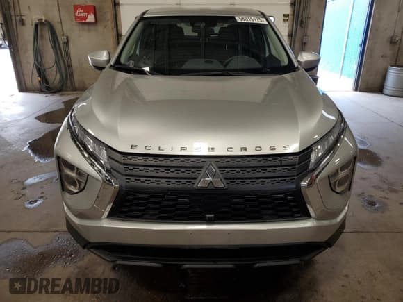 ✅ 2024 Mitsubishi Eclipse Cross ES • VIN: JA4ATUAA9RZ006697 • Lot: 58015175. Listed on Copart with 44,910 mi. Free auction sales archive from the USA and detailed vehicle history report at DreamBid. Image 5.