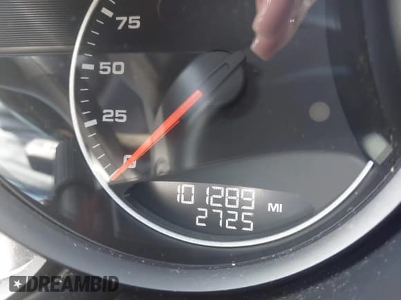 ✅ 2011 Porsche Cayenne S Hybrid • VIN: WP1AE2A20BLA92714 • Lot: 43096457. Wystawiony na IAAI z przebiegiem 101 289 mil. Bezpłatny archiwum sprzedaży aukcyjnych z USA i szczegółowy raport historii pojazdu na DreamBid. Zdjęcie 15.