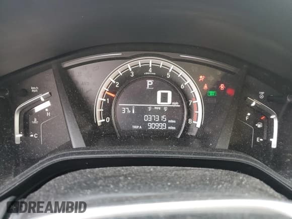 ✅ 2018 Honda CR-V LX • VIN: 2HKRW6H39JH201388 • Lot: 91408005. Listed on Copart with 37,315 mi. Free auction sales archive from the USA and detailed vehicle history report at DreamBid. Image 9.