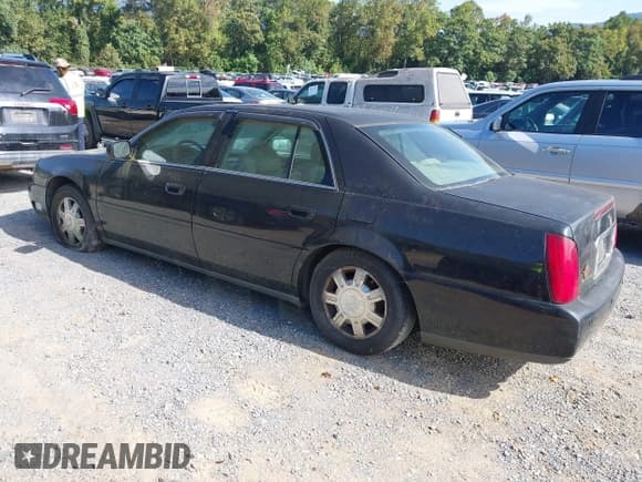✅ 2003 Cadillac DeVille • VIN: 1G6KD54Y83U238334 • Lot: 43154460. Wystawiony na IAAI z przebiegiem 140 274 mil. Bezpłatny archiwum sprzedaży aukcyjnych z USA i szczegółowy raport historii pojazdu na DreamBid. Zdjęcie 3.