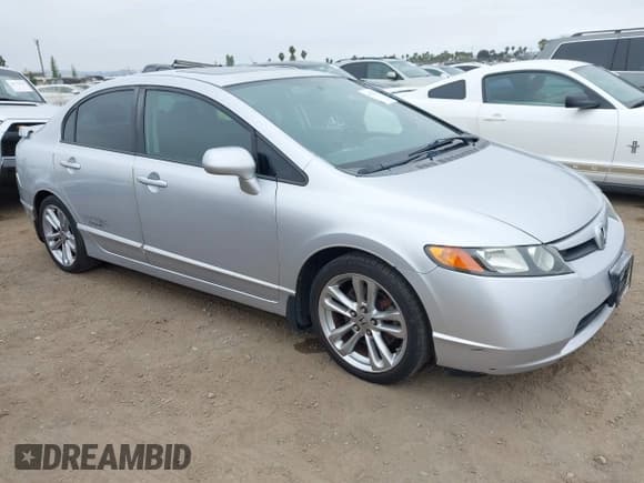 ✅ 2008 Honda Civic Si • VIN: 2HGFA55588H701810 • Лот: 42761711. Опубликован ранее на IAAI с пробегом 173 260 миль. Бесплатный доступ к архиву аукционных продаж из США и подробный отчёт об истории автомобиля на DreamBid. Изображение 1.