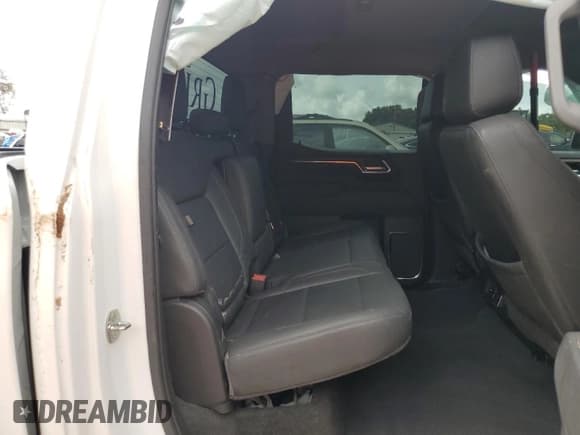 ✅ 2022 GMC Sierra 1500 SLT • VIN: 3GTUUDET5NG626565 • Lot: 69998205. Wystawiony na Copart z przebiegiem Nie podano. Bezpłatny archiwum sprzedaży aukcyjnych z USA i szczegółowy raport historii pojazdu na DreamBid. Zdjęcie 10.