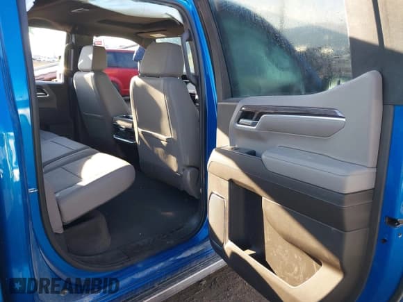 ✅ 2022 Chevrolet Silverado 1500 LTZ • VIN: 1GCUDGED6NZ544578 • Lot: 40749326. Listed on IAAI with Not provided. Free auction sales archive from the USA and detailed vehicle history report at DreamBid. Image 8.