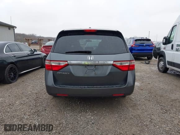 ✅ 2012 Honda Odyssey EX-L • VIN: 5FNRL5H68CB091707 • Lot: 43723624. Listed on IAAI with 184,495 mi. Free auction sales archive from the USA and detailed vehicle history report at DreamBid. Image 16.