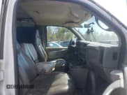 ✅ 2006 GMC Savana • VIN: 1GTHG39V361215597 • Lot: 42061993. Listed on IAAI with Not provided. Free auction sales archive from the USA and detailed vehicle history report at DreamBid. Image 5.