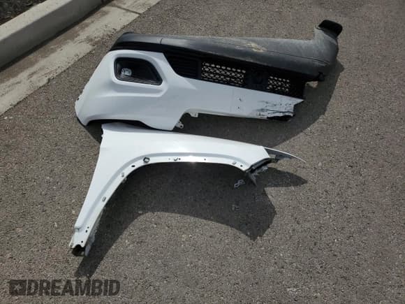 ✅ 2021 Jeep Cherokee Altitude • VIN: 1C4PJMLB8MD183260 • Lot: 86241315. Listed on Copart with 68,702 mi. Free auction sales archive from the USA and detailed vehicle history report at DreamBid. Image 13.