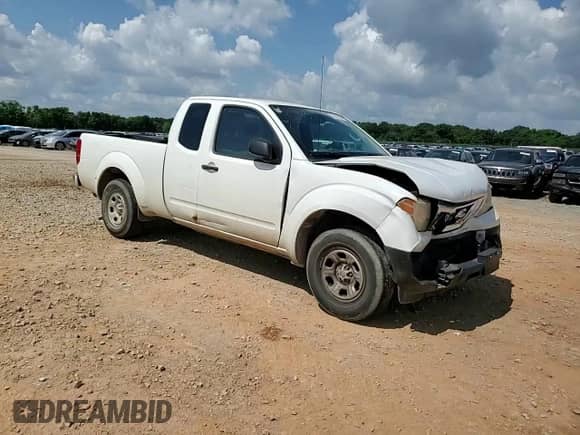 2015 Nissan Frontier S z VIN 1N6BD0CT0FN768458, wystawiony jako Copart lot #64668365 z przebiegiem 186 383 mil mil oraz Szkoda całkowita • Salvage title. Historia ofert i sprzedaży dostępna na DreamBid. Obrazek 13.