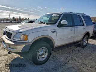 ✅ 1997 Ford Expedition XLT • VIN: 1FMFU18L8VLB20049 • Lot: 94895665. Listed on Copart with 303,978 mi. Free auction sales archive from the USA and detailed vehicle history report at DreamBid. Image 1.