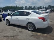 ✅ 2013 Nissan Versa S Plus • VIN: 3N1CN7AP2DL867561 • Lot: 65336105. Wystawiony na Copart z przebiegiem 88 211 mil. Bezpłatny archiwum sprzedaży aukcyjnych z USA i szczegółowy raport historii pojazdu na DreamBid. Zdjęcie 2.