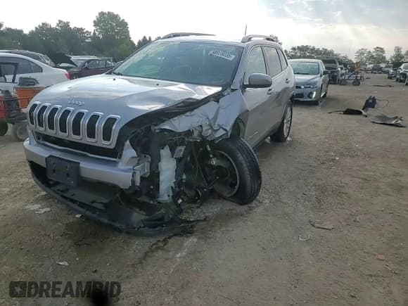 ✅ 2016 Jeep Cherokee 75th Anniversary • VIN: 1C4PJMCB5GW286614 • Lot: 68928035. Listed on Copart with 155,130 mi. Free auction sales archive from the USA and detailed vehicle history report at DreamBid. Image 13.