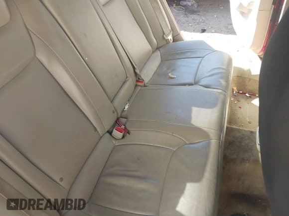 ✅ 2014 Chrysler 300 Uptown Edition • VIN: 2C3CCAAG5EH238455 • Лот: 43520551. Опубликован ранее на IAAI с пробегом 211 621 миль. Бесплатный доступ к архиву аукционных продаж из США и подробный отчёт об истории автомобиля на DreamBid. Изображение 8.