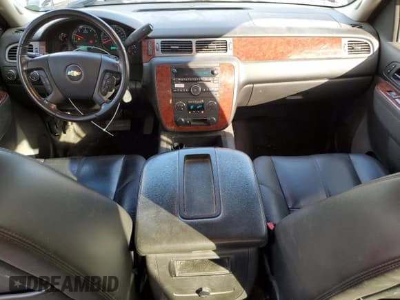 ✅ 2011 Chevrolet Silverado 1500 LTZ • VIN: 3GCPKTE32BG159873 • Lot: 73373234. Listed on Copart with 124,522 mi. Free auction sales archive from the USA and detailed vehicle history report at DreamBid. Image 8.