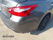 ✅ 2017 Nissan Altima SL • VIN: 1N4AL3AP8HC279531 • Lot: 43071440. Listed on IAAI with 112,883 mi. Free auction sales archive from the USA and detailed vehicle history report at DreamBid. Image 17.