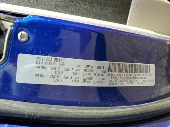 ✅ 2019 Chrysler Pacifica Hybrid Limited • VIN: 2C4RC1N77KR675606 • Lot: 90093485. Listed on Copart with 123,044 mi. Free auction sales archive from the USA and detailed vehicle history report at DreamBid. Image 14.