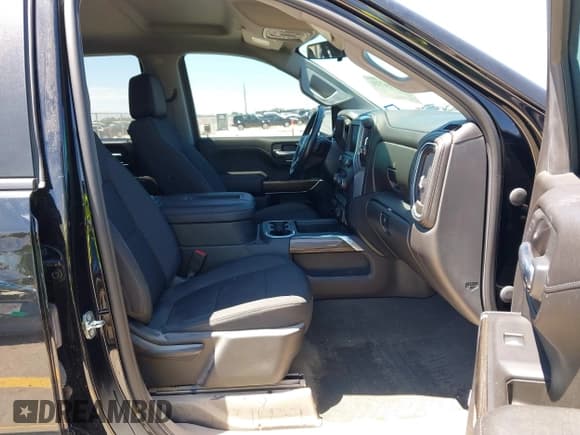 ✅ 2021 Chevrolet Silverado 1500 RST • VIN: 3GCPWDED1MG328271 • Lot: 42816721. Wystawiony na IAAI z przebiegiem 47 790 mil. Bezpłatny archiwum sprzedaży aukcyjnych z USA i szczegółowy raport historii pojazdu na DreamBid. Zdjęcie 5.