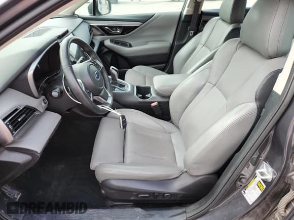 ✅ 2022 Subaru Legacy Limited • VIN: 4S3BWAN6XN3024323 • Lot: 84372275. Wystawiony na Copart z przebiegiem 95 929 mil. Bezpłatny archiwum sprzedaży aukcyjnych z USA i szczegółowy raport historii pojazdu na DreamBid. Zdjęcie 7.