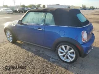 ✅ 2015 MINI Convertible S • VIN: WMWZP3C52F2A91250 • Lot: 72123324. Listed on Copart with 54,530 mi. Free auction sales archive from the USA and detailed vehicle history report at DreamBid. Image 2.