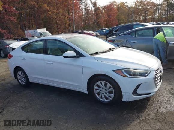 ✅ 2017 Hyundai Elantra SE • VIN: 5NPD74LF7HH100969 • Lot: 43527288. Listed on IAAI with 164,887 mi. Free auction sales archive from the USA and detailed vehicle history report at DreamBid. Image 13.
