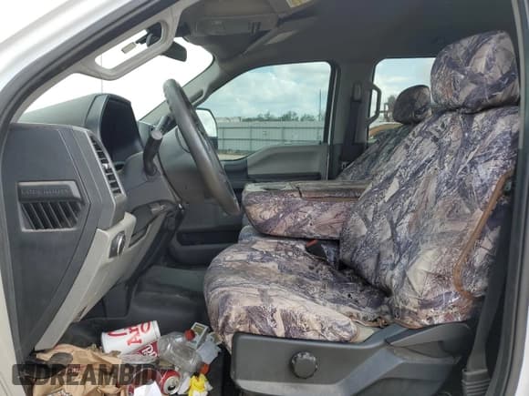 ✅ 2020 Ford F-450 XL • VIN: 1FT8W4DT8LEE36017 • Лот: 46339235. Опубликован ранее на Copart с пробегом 182 056 миль. Бесплатный доступ к архиву аукционных продаж из США и подробный отчёт об истории автомобиля на DreamBid. Изображение 7.