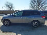 ✅ 2015 Nissan Pathfinder S • VIN: 5N1AR2MMXFC721738 • Лот: 41775870. Опубликован ранее на IAAI с пробегом 85 713 миль. Бесплатный доступ к архиву аукционных продаж из США и подробный отчёт об истории автомобиля на DreamBid. Изображение 14.