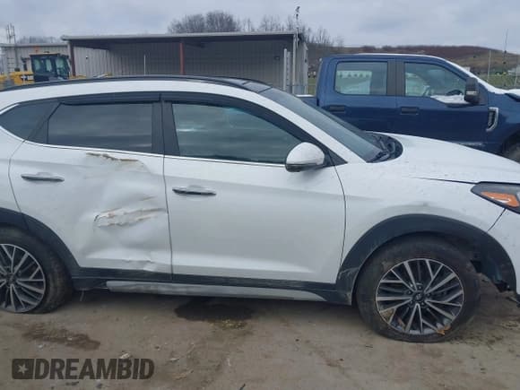 ✅ 2019 Hyundai Tucson Ultimate • VIN: KM8J3CALXKU016834 • Лот: 40970606. Опубликован ранее на IAAI с пробегом 104 208 миль. Бесплатный доступ к архиву аукционных продаж из США и подробный отчёт об истории автомобиля на DreamBid. Изображение 13.