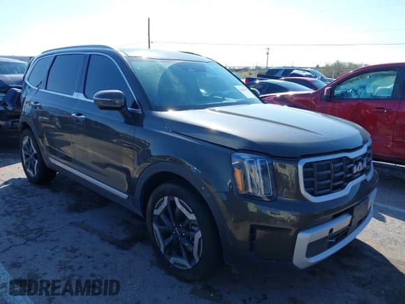 ✅ 2025 Kia Telluride S • VIN: 5XYP64GC4SG634347 • Lot: 43442016. Wystawiony na IAAI z przebiegiem 6 960 mil. Bezpłatny archiwum sprzedaży aukcyjnych z USA i szczegółowy raport historii pojazdu na DreamBid. Zdjęcie 1.