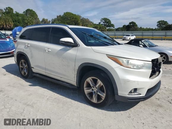 ✅ 2014 Toyota Highlander Limited • VIN: 5TDYKRFH4ES008380 • Lot: 91825765. Listed on Copart with 156,644 mi. Free auction sales archive from the USA and detailed vehicle history report at DreamBid. Image 4.