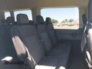 ✅ 2020 Ford Transit Passenger XL • VIN: 1FBAX2X81LKA34274 • Lot: 42803091. Wystawiony na IAAI z przebiegiem 109 576 mil. Bezpłatny archiwum sprzedaży aukcyjnych z USA i szczegółowy raport historii pojazdu na DreamBid. Zdjęcie 8.