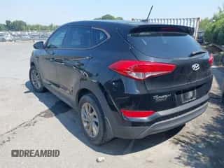 2017 Hyundai Tucson SE z VIN KM8J23A49HU458878, wystawiony jako IAAI lot #43045956 z przebiegiem 149 461 mil mil oraz . Historia ofert i sprzedaży dostępna na DreamBid. Obrazek 3.