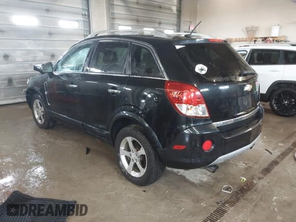 ✅ 2012 Chevrolet Captiva Sport LT • VIN: 3GNAL3E51CS615100 • Lot: 41859588. Wystawiony na IAAI z przebiegiem 129 397 mil. Bezpłatny archiwum sprzedaży aukcyjnych z USA i szczegółowy raport historii pojazdu na DreamBid. Zdjęcie 3.