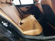 ✅ 2018 BMW 3 Series 330i xDrive • VIN: WBA8D9C50JEM34195 • Лот: 91049465. Опубликован ранее на Copart с пробегом 90 720 миль. Бесплатный доступ к архиву аукционных продаж из США и подробный отчёт об истории автомобиля на DreamBid. Изображение 10.