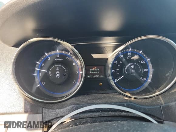 ✅ 2012 Hyundai Sonata Limited • VIN: 5NPEC4AB5CH361977 • Лот: 90746955. Опубликован ранее на Copart с пробегом 142 761 миль. Бесплатный доступ к архиву аукционных продаж из США и подробный отчёт об истории автомобиля на DreamBid. Изображение 9.