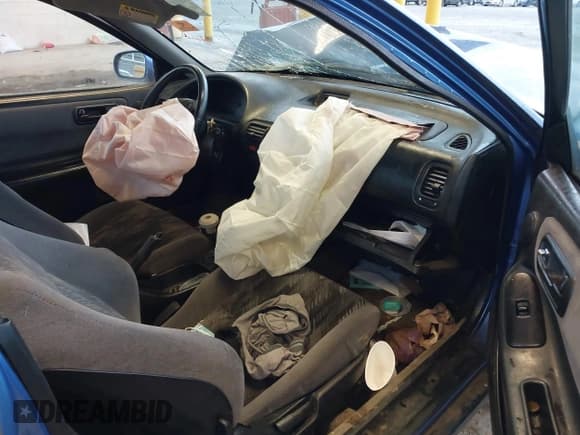 ✅ 2000 Acura Integra LS • VIN: JH4DC4357YS005038 • Lot: 41620848. Listed on IAAI with 140,878 mi. Free auction sales archive from the USA and detailed vehicle history report at DreamBid. Image 5.