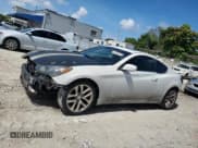 ✅ 2013 Hyundai Genesis Coupe 2.0T • VIN: KMHHT6KD8DU090246 • Lot: 68540855. Wystawiony na Copart z przebiegiem 216 115 mil. Bezpłatny archiwum sprzedaży aukcyjnych z USA i szczegółowy raport historii pojazdu na DreamBid. Zdjęcie 1.