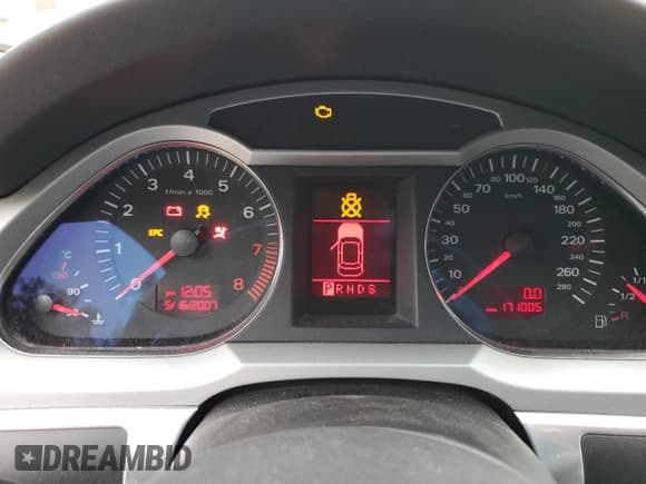 ✅ 2008 Audi A6 • VIN: WAUDH64F18N079086 • Лот: 68161355. Опубликован ранее на Copart с пробегом 275 205 миль. Бесплатный доступ к архиву аукционных продаж из США и подробный отчёт об истории автомобиля на DreamBid. Изображение 9.