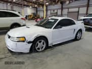 ✅ 2004 Ford Mustang Standard • VIN: 1FAFP40464F122483 • Лот: 61365794. Опубликован ранее на Copart с пробегом 232 177 миль. Бесплатный доступ к архиву аукционных продаж из США и подробный отчёт об истории автомобиля на DreamBid. Изображение 1.