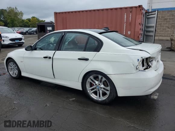 ✅ 2006 BMW 3 Series 325i • VIN: WBAVB13516PS66198 • Lot: 83965555. Listed on Copart with 158,216 mi. Free auction sales archive from the USA and detailed vehicle history report at DreamBid. Image 2.