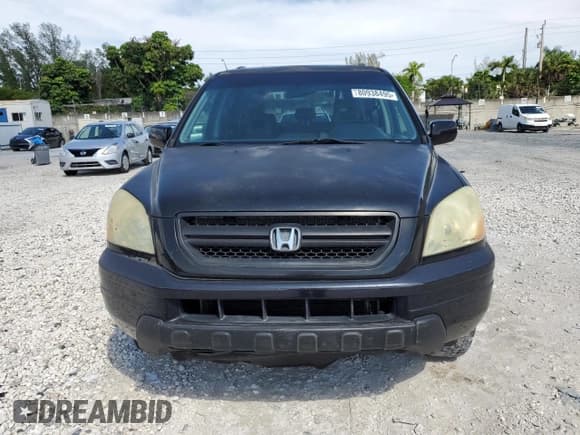 ✅ 2004 Honda Pilot EX • VIN: 2HKYF18594H558493 • Lot: 80938495. Listed on Copart with 235,771 mi. Free auction sales archive from the USA and detailed vehicle history report at DreamBid. Image 5.