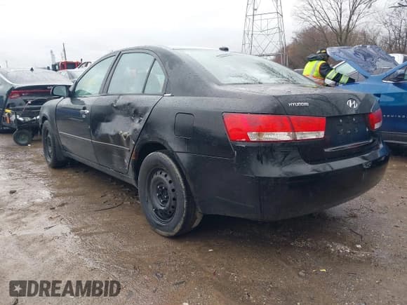✅ 2008 Hyundai Sonata GLS • VIN: 5NPET46C28H360892 • Лот: 41219450. Опубликован ранее на IAAI с пробегом 210 409 миль. Бесплатный доступ к архиву аукционных продаж из США и подробный отчёт об истории автомобиля на DreamBid. Изображение 3.