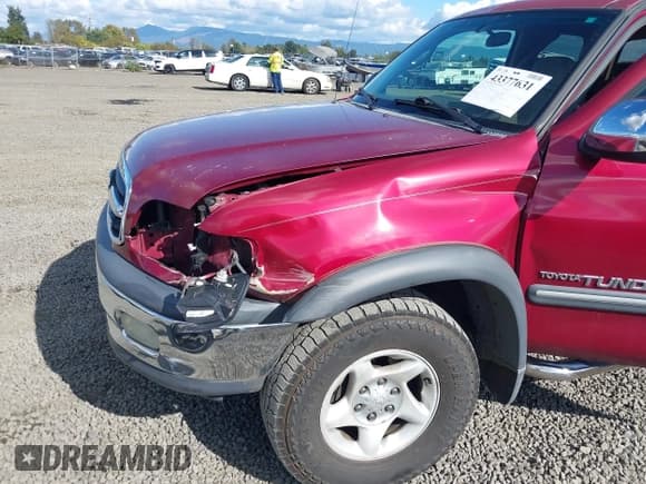 ✅ 2002 Toyota Tundra SR5 • VIN: 5TBRT34112S295718 • Lot: 43377631. Wystawiony na IAAI z przebiegiem 136 351 mil. Bezpłatny archiwum sprzedaży aukcyjnych z USA i szczegółowy raport historii pojazdu na DreamBid. Zdjęcie 6.