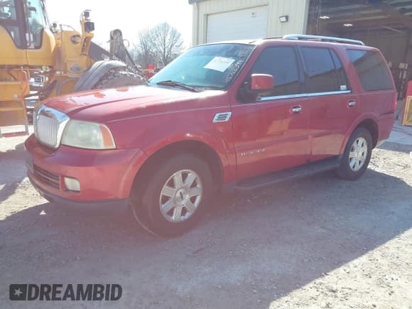 ✅ 2005 Lincoln Navigator Luxury • VIN: 5LMFU27535LJ22068 • Lot: 41766399. Wystawiony na IAAI z przebiegiem 237 554 mil. Bezpłatny archiwum sprzedaży aukcyjnych z USA i szczegółowy raport historii pojazdu na DreamBid. Zdjęcie 2.