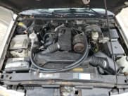 ✅ 1998 Chevrolet S-10 LS • VIN: 1GCCS1448WK233342 • Lot: 80583734. Wystawiony na Copart z przebiegiem 118 654 mil. Bezpłatny archiwum sprzedaży aukcyjnych z USA i szczegółowy raport historii pojazdu na DreamBid. Zdjęcie 11.