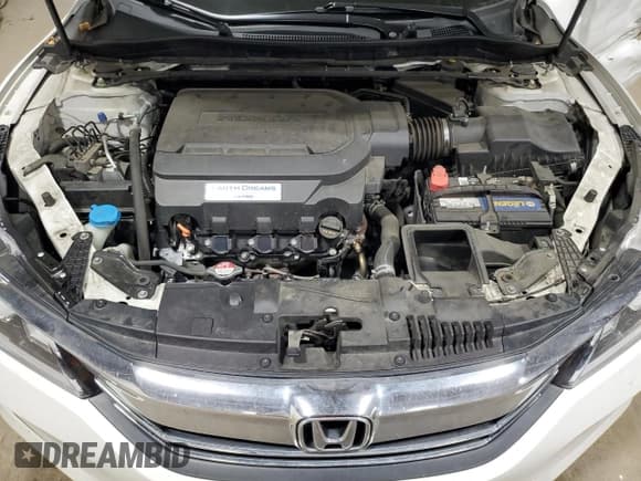 ✅ 2016 Honda Accord EX-L • VIN: 1HGCR3F00GA012585 • Лот: 91384685. Опубликован ранее на Copart с пробегом 98 087 миль. Бесплатный доступ к архиву аукционных продаж из США и подробный отчёт об истории автомобиля на DreamBid. Изображение 11.