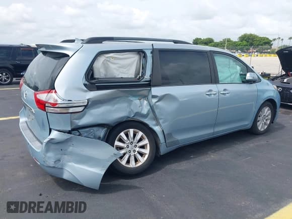 ✅ 2015 Toyota Sienna Limited • VIN: 5TDDK3DC0FS127743 • Lot: 42446949. Listed on IAAI with 63,026 mi. Free auction sales archive from the USA and detailed vehicle history report at DreamBid. Image 6.