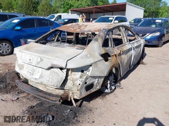 ✅ 2019 Volkswagen Jetta S • VIN: 3VWN57BU5KM046386 • Lot: 42312096. Wystawiony na IAAI z przebiegiem Nie podano. Bezpłatny archiwum sprzedaży aukcyjnych z USA i szczegółowy raport historii pojazdu na DreamBid. Zdjęcie 4.