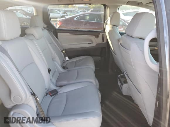 ✅ 2023 Honda Odyssey Touring • VIN: 5FNRL6H8XPB053604 • Lot: 82644655. Listed on Copart with Not provided. Free auction sales archive from the USA and detailed vehicle history report at DreamBid. Image 11.