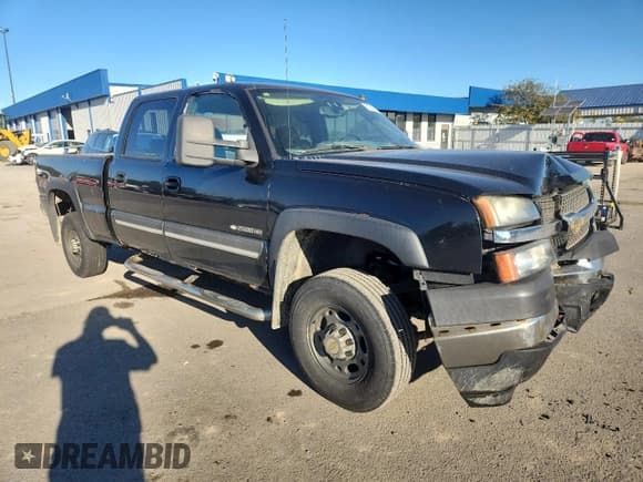 ✅ 2004 Chevrolet Silverado 2500HD LS • VIN: 1GCHK23U84F165451 • Lot: 81748515. Listed on Copart with 341,022 mi. Free auction sales archive from the USA and detailed vehicle history report at DreamBid. Image 4.