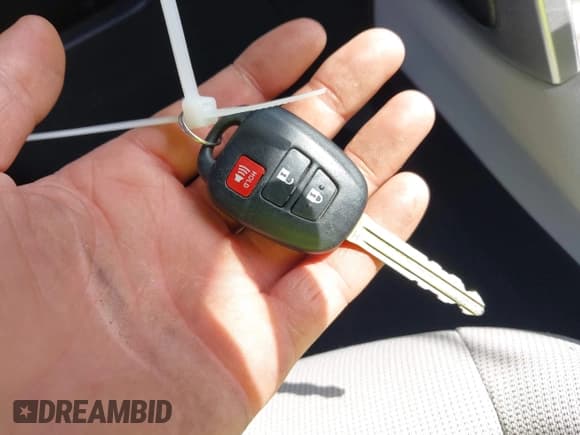 ✅ 2022 Toyota Corolla Cross L • VIN: 7MUAAAAG5NV035324 • Lot: 42942325. Listed on IAAI with 36,269 mi. Free auction sales archive from the USA and detailed vehicle history report at DreamBid. Image 11.