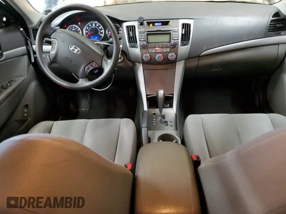 ✅ 2009 Hyundai Sonata GLS • VIN: 5NPET46C69H571756 • Лот: 45474305. Опубликован ранее на Copart с пробегом 219 754 миль. Бесплатный доступ к архиву аукционных продаж из США и подробный отчёт об истории автомобиля на DreamBid. Изображение 8.