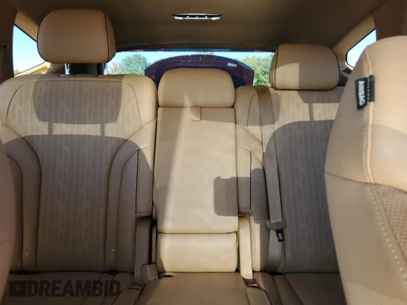 ✅ 2023 Genesis GV80 Advanced Plus • VIN: KMUHCESC0PU143917 • Lot: 82142365. Listed on Copart with 37,931 mi. Free auction sales archive from the USA and detailed vehicle history report at DreamBid. Image 10.